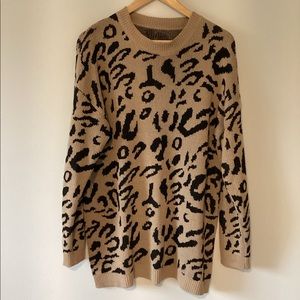 Oversized Leopard Print Sweater | Leopard | size L